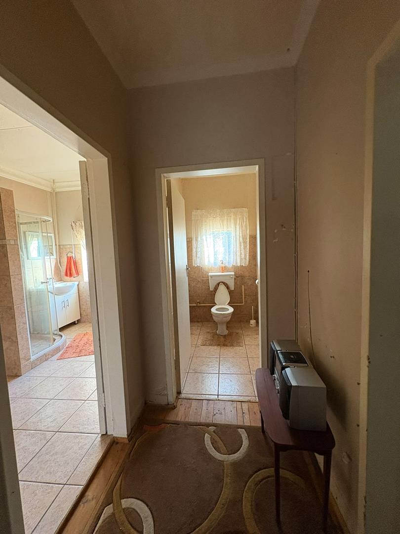 4 Bedroom Property for Sale in Heilbron Free State